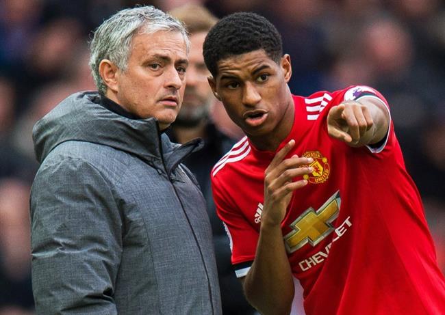 Jose Mourinho muon tai hop voi Marcus Rashford tai Fenerbache.