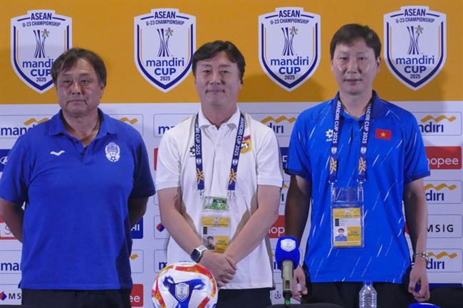 HLV Kim Sang Sik: U23 Việt Nam có động lực và tiến bộ mỗi ngày