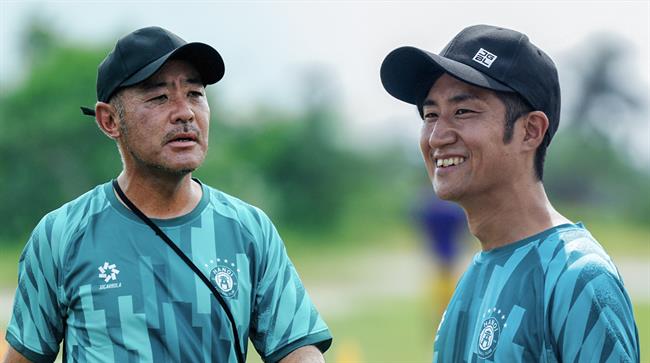 CLB Hà Nội bổ sung 2 nhân sự chất lượng cho HLV Nhật Bản