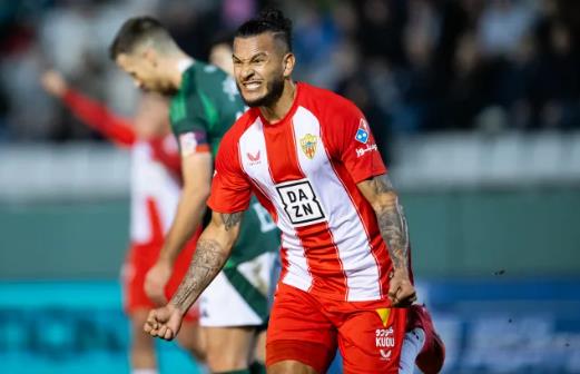 Sporting Lisbon chốt mua Luis Suarez thay Viktor Gyokeres