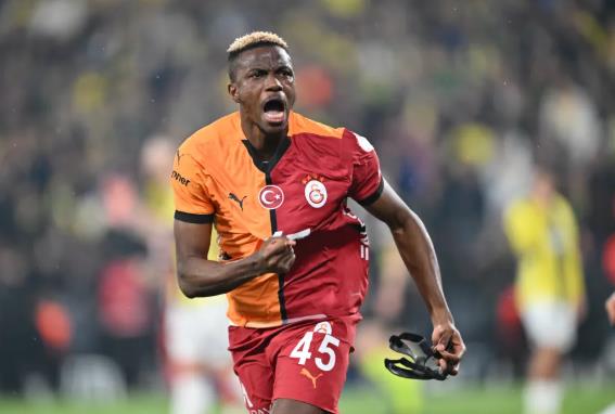 Napoli tiep tuc loai bo Viktor Osimhen o He 2025.