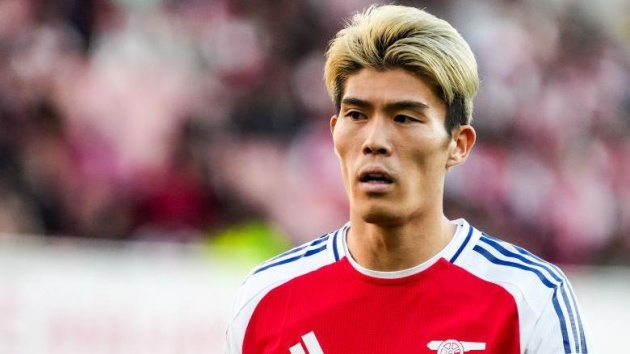 Takehiro Tomiyasu lên tiếng về việc rời Arsenal