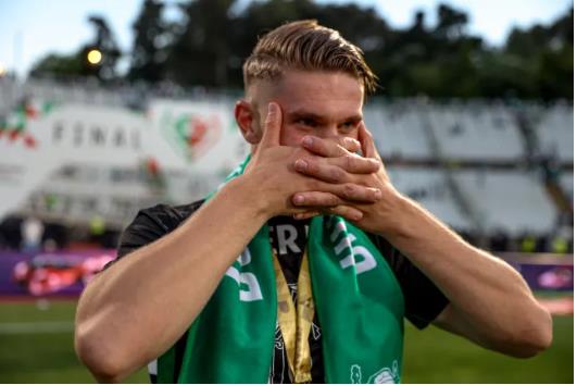 Mikel Arteta nói gì khi được hỏi về Viktor Gyokeres?