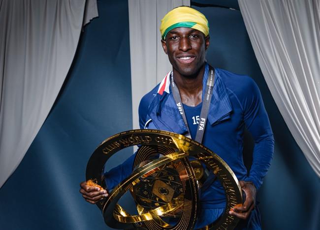 MU bắt đầu đàm phán chiêu mộ Nicolas Jackson. MU bat dau dam phan chieu mo Nicolas Jackson.