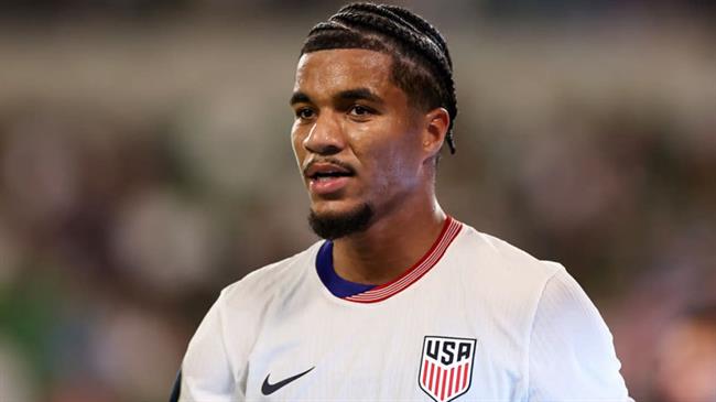 Tiểu sử tiền vệ tấn công Malik Tillman