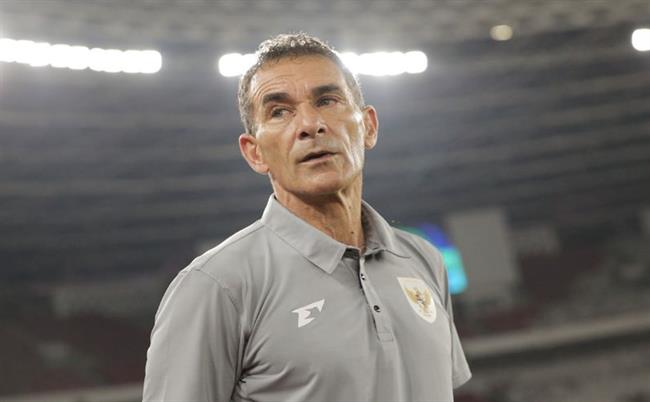 Lý do HLV U23 Indonesia bỏ họp báo