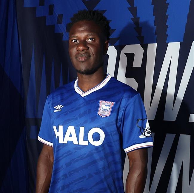 Tiểu sử tiền vệ Azor Matusiwa CLB Ipswich Town