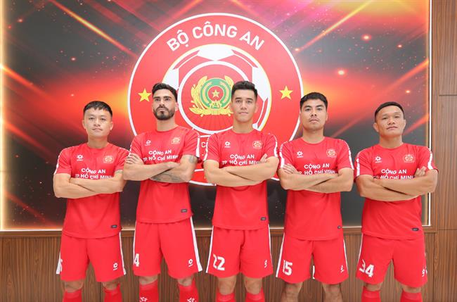 Tiến Linh khoác áo CLB Công An TP.HCM