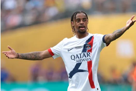 Liverpool mua Bradley Barcola nếu hụt Isak Liverpool mua Bradley Barcola neu hut Isak