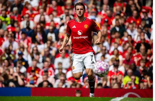 Mason Mount choi tot o tran dau voi Fiorentina. 