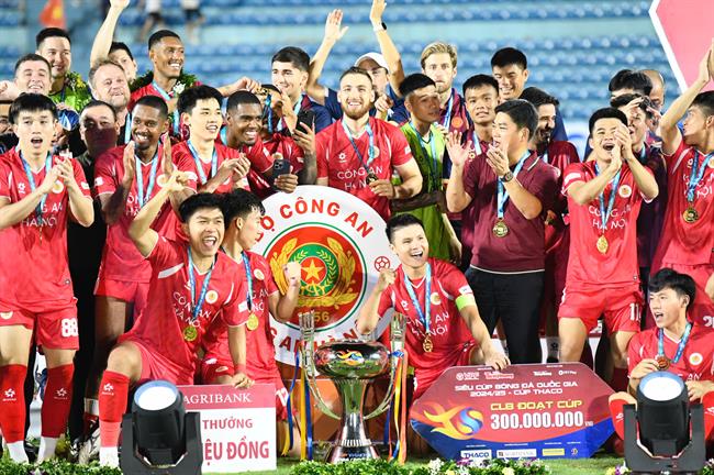 Siêu Cúp Quốc gia 2024/2025: Ngày CAHN chứng tỏ bản lĩnh