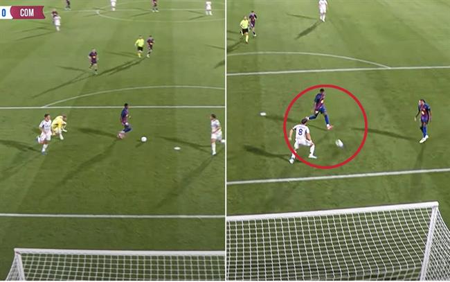 Marcus Rashford bỏ lỡ không tưởng ở trận đấu của Barca