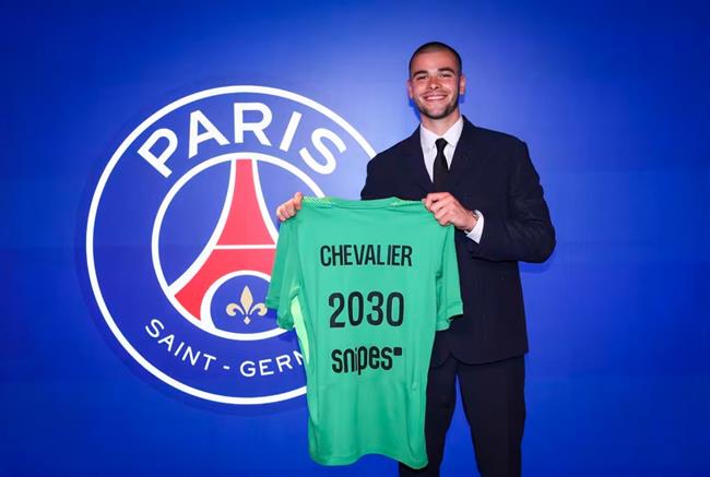 PSG toan tính gì đằng sau thương vụ Lucas Chevalier 1 PSG toan tính gì đằng sau thương vụ Lucas Chevalier 1