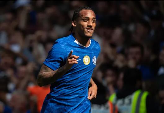 Joao Pedro cap ben Chelsea o He 2025.