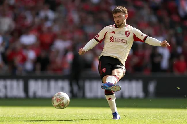 Crystal Palace dua Harvey Elliott tro thanh muc tieu so 1.