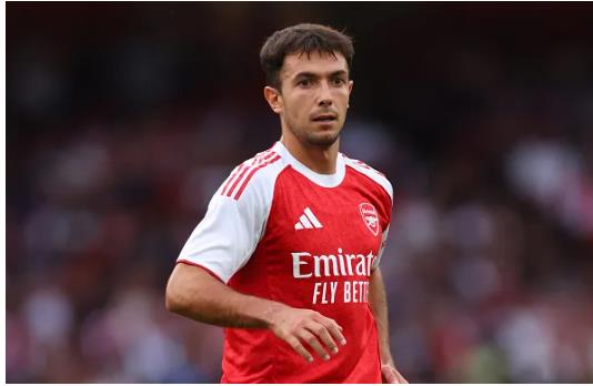 Jamie Carragher tiết lộ lý do Martin Zubimendi từ chối Liverpool đến Arsenal. Jamie Carragher tiet lo ly do Martin Zubimendi tu choi Liverpool den Arsenal.