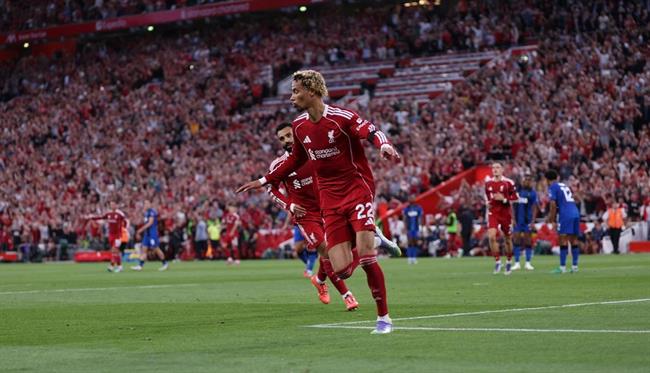 Hugo Ekitike hạnh phúc sau màn ra mắt Premier League như mơ