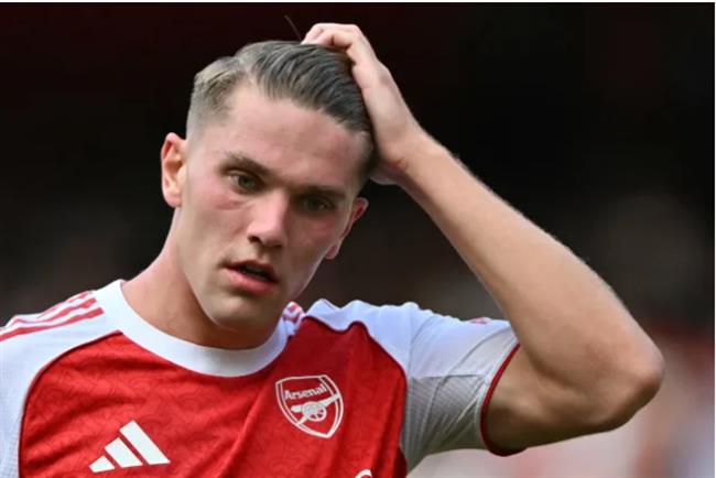 Troy Deeney nghi ngờ khả năng của Viktor Gyokeres Troy Deeney nghi ngo kha nang cua Viktor Gyokeres