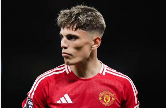 Chelsea chỉ ký hợp đồng với Alejandro Garnacho và Xavi Simons với một điều kiện?