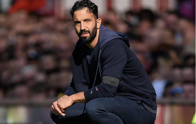 Wayne Rooney lung lay niềm tin vào Ruben Amorim 1