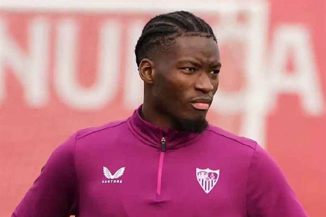 Sevilla chốt giá bán ngôi sao được MU nhắm thay Carlos Baleba