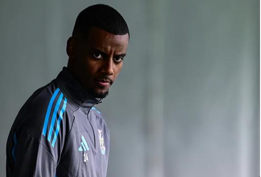 Liverpool quyết định nâng giá hỏi mua Alexander Isak 