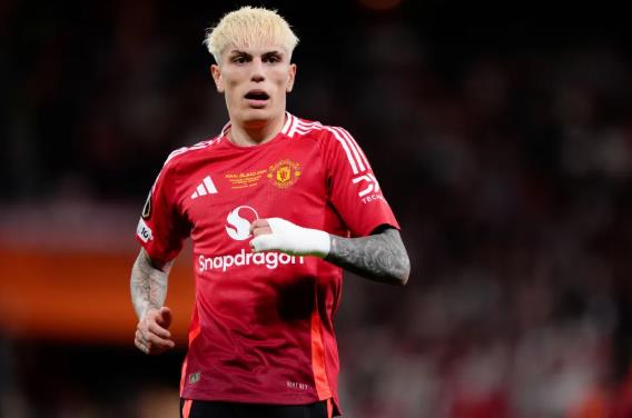 MU hy vong Tottenham se quay lai hoi mua Alejandro Garnacho