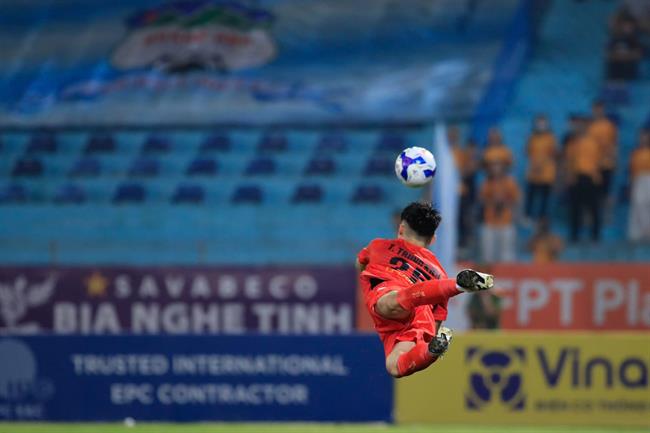 Trần Trung Kiên: Từ báu vật của HAGL đến niềm hy vọng của HLV Kim Sang Sik