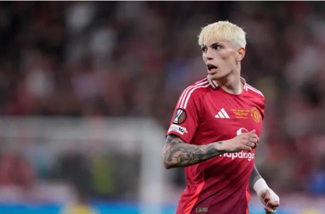 MU từ chối trao đổi cầu thủ với Chelsea vụ Alejandro Garnacho