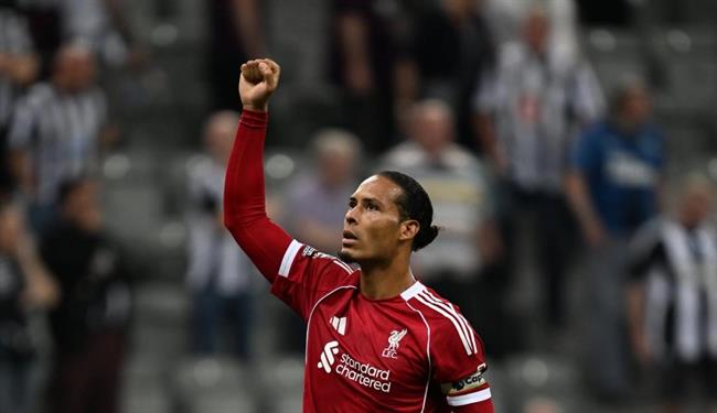 Virgil van Dijk hạnh phúc sau khi sắm vai 'người hùng' cho Liverpool