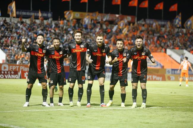 HLV của Hoàng Đức khiêm tốn với ngôi đầu V.League