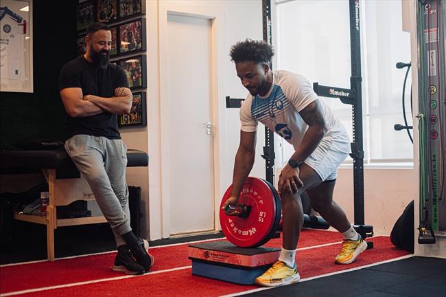 Chuyên gia Brazil tiết lộ về quá trình phục hồi của Nguyễn Xuân Son