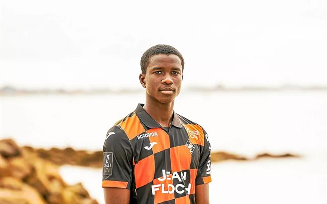 Tiểu sử cầu thủ Abdoulaye Faye