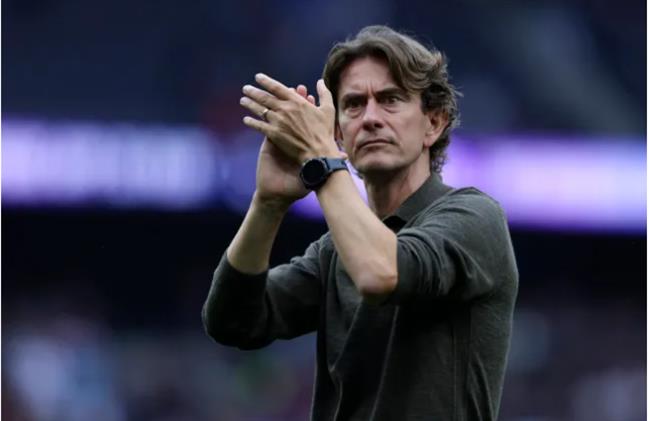 HLV Thomas Frank khẳng định quyết tâm của ban lãnh đạo Tottenham 1
