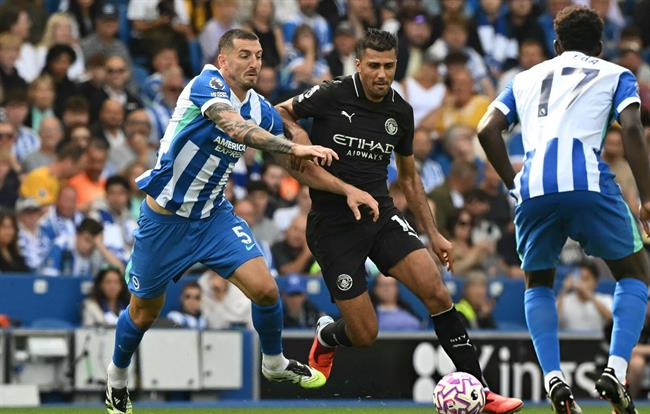 Pep Guardiola thừa nhận Rodri không thể thi đấu ở mật độ cao 1 Pep Guardiola thừa nhận Rodri không thể thi đấu ở mật độ cao 1