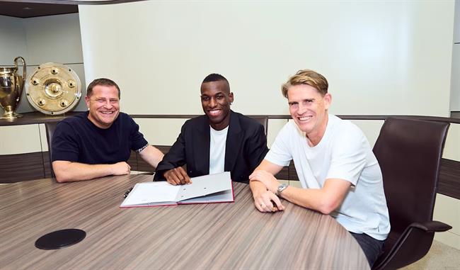 Bayern Munich hạnh phúc với chữ ký của Nicolas Jackson