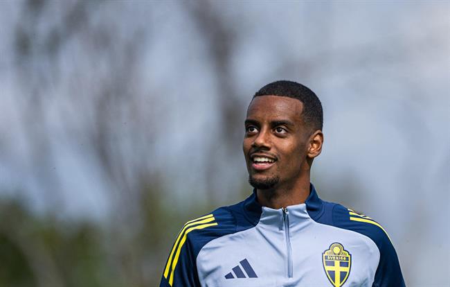 HLV ĐT Thụy Điển tiết lộ kế hoạch sử dụng Alexander Isak