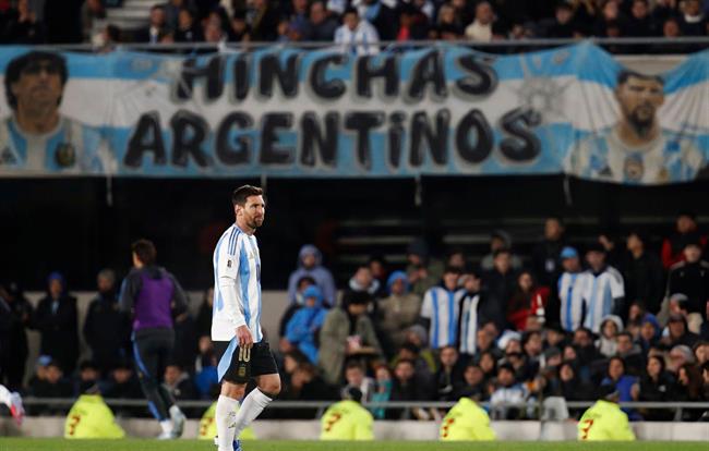 Messi gửi lời chia tay tới người hâm mộ Argentina 1 Messi gửi lời chia tay tới người hâm mộ Argentina 1
