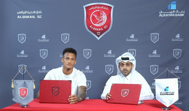 Thông tin tiểu sử trung vệ Tuta