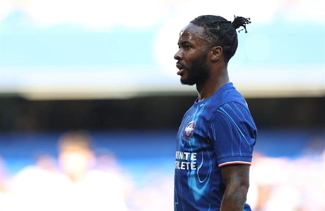 Raheem Sterling đang đứng trước tương lai bất định ở Chelsea. Raheem Sterling dang dung truoc tuong lai bat dinh o Chelsea.