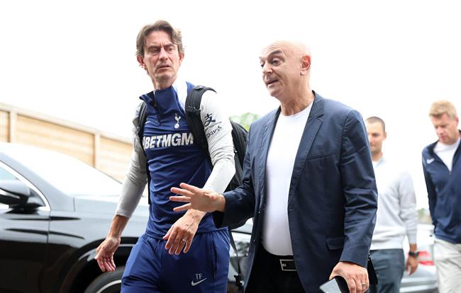 Thomas Frank lên tiếng về việc Daniel Levy rời Tottenham Thomas Frank len tieng ve viec Daniel Levy roi Tottenham