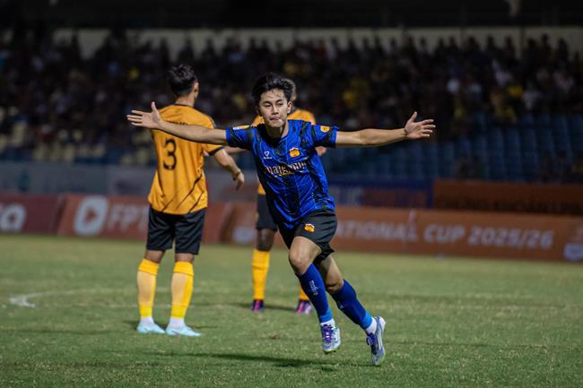 Tiền đạo 17 tuổi của HAGL khiến Quế Ngọc Hải ôm hận