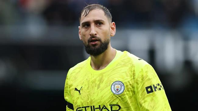 Enzo Maresca ngăn cầu thủ Man City chuyền về cho Donnarumma 1