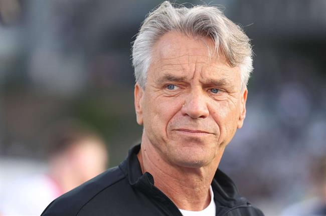 HLV Horst Steffen của CLB Werder Bremen tại Bundesliga