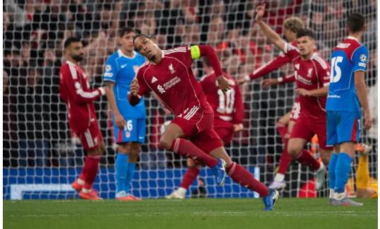 Van Dijk giúp Liverpool đánh bại Atletico 3-2 ở những phút bù giờ. Van Dijk giup Liverpool danh bai Atletico 3-2 o nhung phut bu gio.