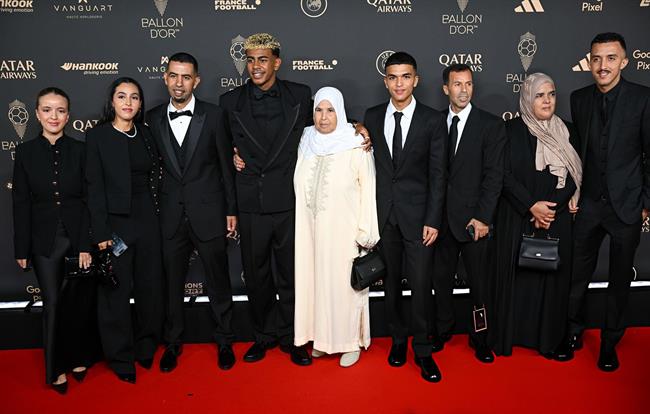 Bố Lamine Yamal không hài lòng với kết quả bầu chọn QBV 2025 1 Bố Lamine Yamal không hài lòng với kết quả bầu chọn QBV 2025 1