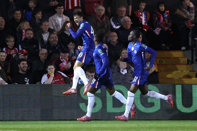 Chelsea đánh bại Lincoln City với tỷ số 2-1. Chelsea danh bai Lincoln City voi ty so 2-1.