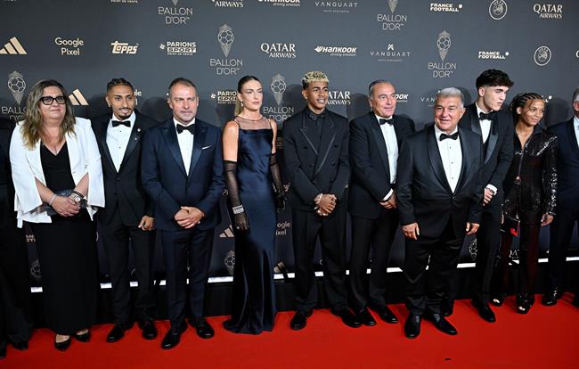 Hansi Flick không thích dự gala Quả bóng vàng 1 Hansi Flick không thích dự gala Quả bóng vàng 1