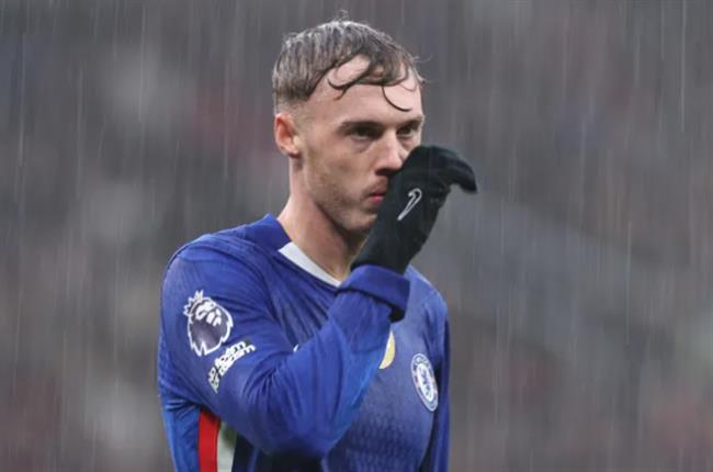 HLV Enzo Maresca thông báo tin không vui từ Cole Palmer. HLV Enzo Maresca thong bao tin khong vui tu Cole Palmer.