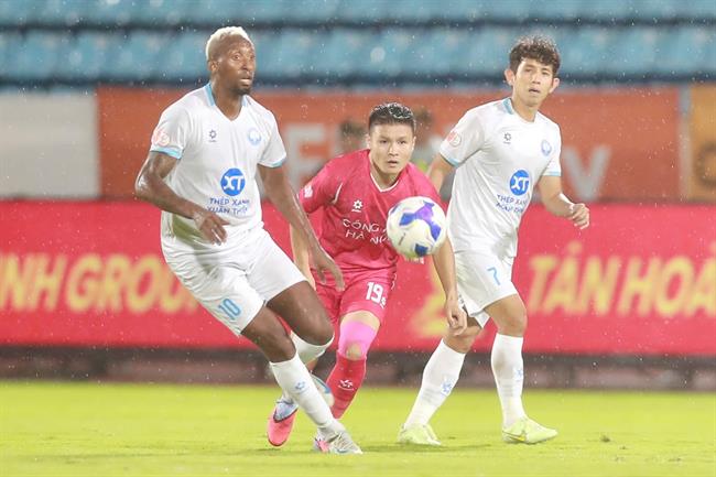 CLB Nam Định bổ sung trợ lý HLV người Brazil